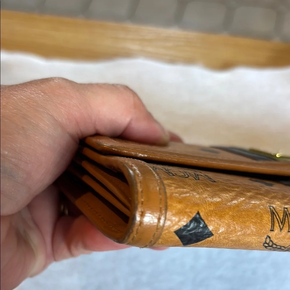 MCM limited edition Brown and Green Logo Wallet - Picture 15 of 16